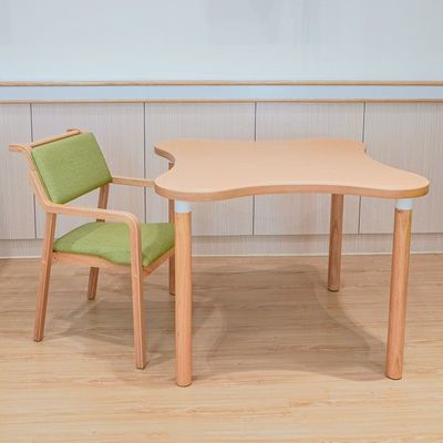 Dobra cena. Nowoczesny design Masywny drewno drewniany zestaw stołu do rehabilitacji domu Brązowy styl jadalni w Internecie